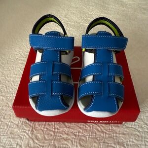 See Kai Run Cyrus Sandal, Size 9, NEW never worn
